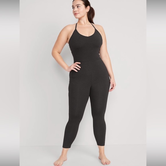Old Navy PowerChill 7/8-Length Cami Jumpsuit in Charcoal - Picture 5 of 11